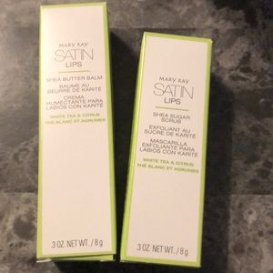 Mary Kay Satin Lip Set